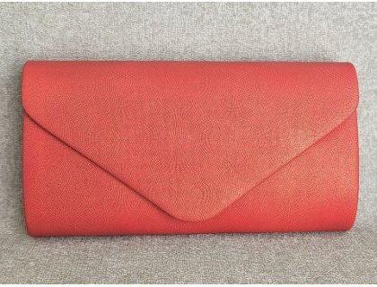 raudona-su-aukso-blizgumu-101-071-01