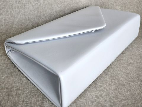 balta-delnine-024-1796a-02-brunka_lt_1040639343