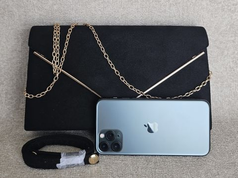 juoda-zomsine-delnine-voko-formos-04-brunka_lt