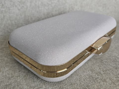 kremine-blizgi-delnine-02-brunka_lt_1213405479