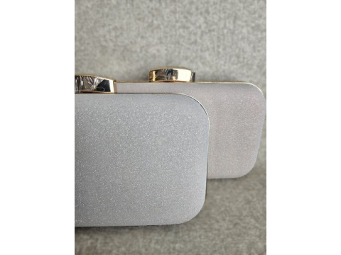 kremine-blizgi-delnine-06-brunka_lt